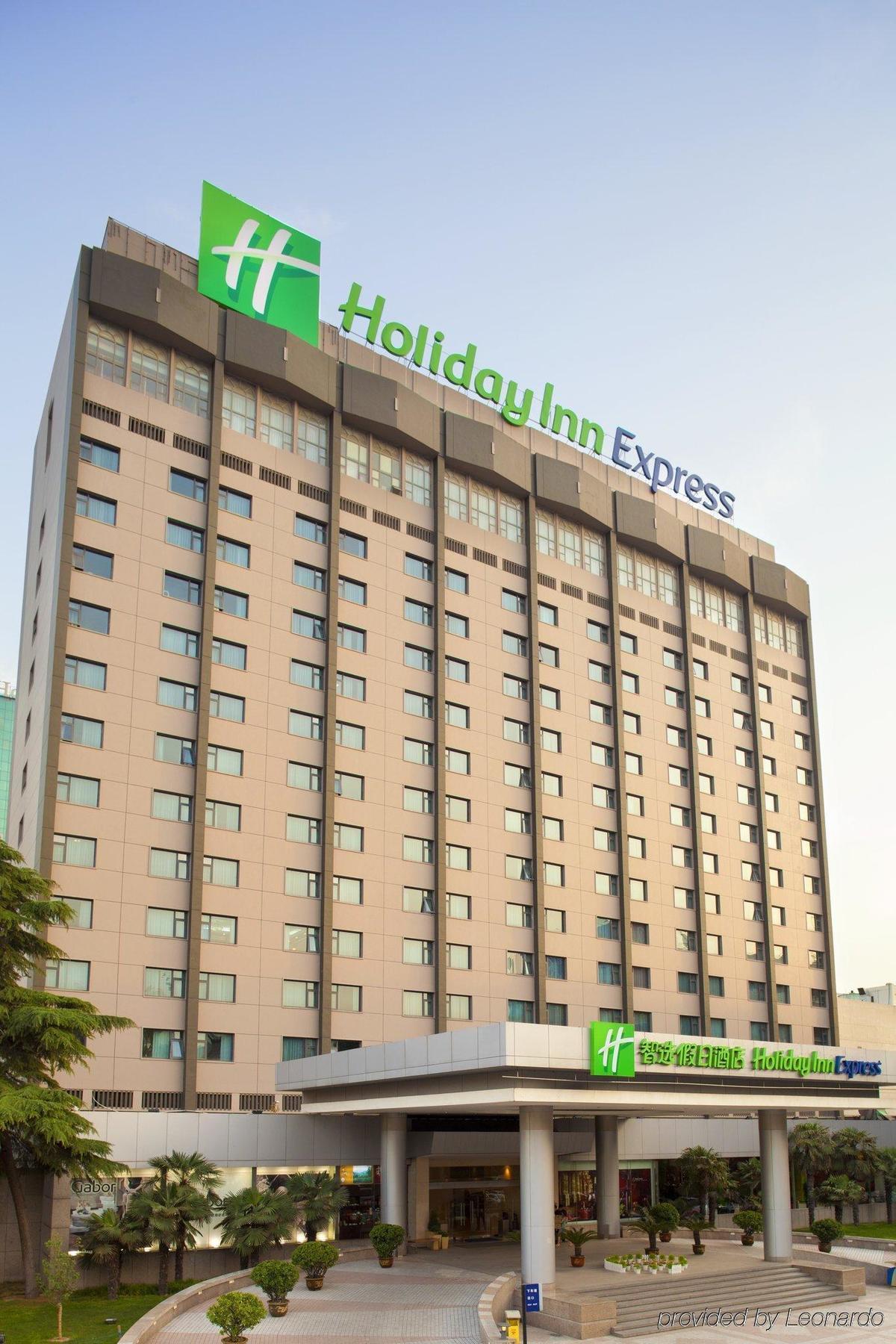 Holiday Inn Express Zhengzhou Zhongzhou By Ihg Dış mekan fotoğraf